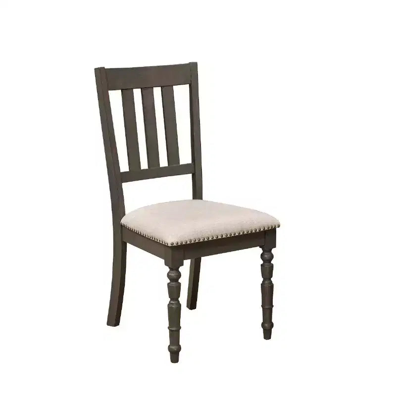 Set di 2 sedie da pranzo imbottite con borchie e gambe intagliate | Beige