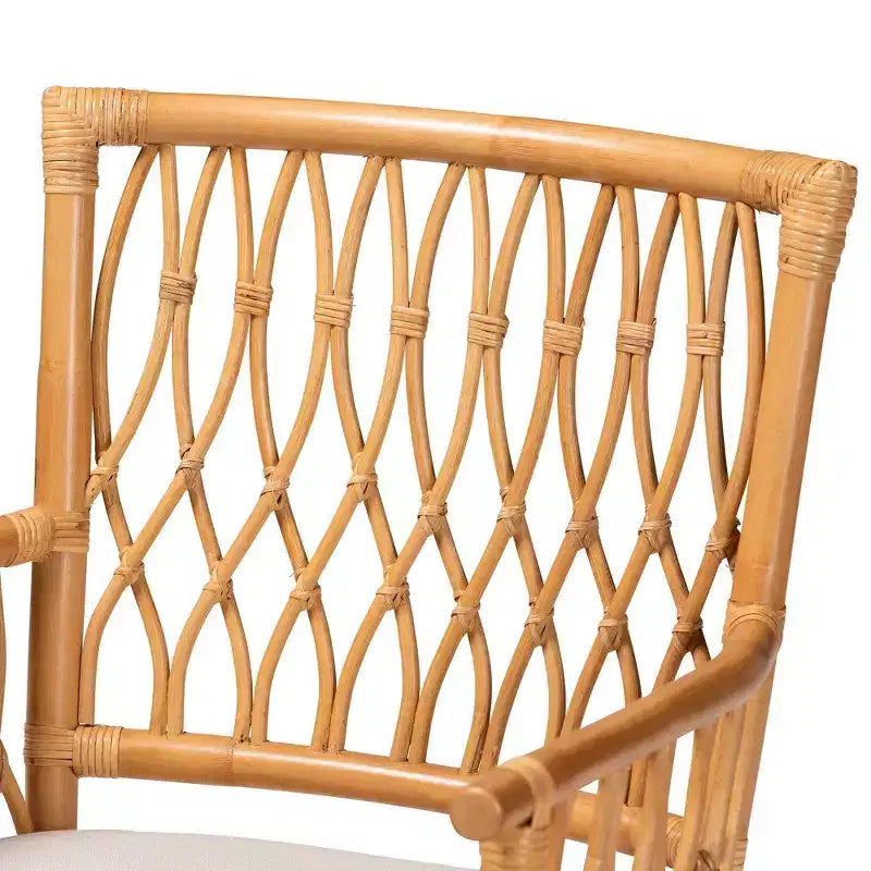 Poltrona bohémien in rattan color miele chiaro