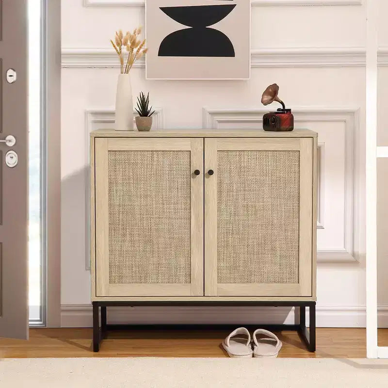 Madia/Credenza Boho con Ante in Rattan e Ripiani Regolabili