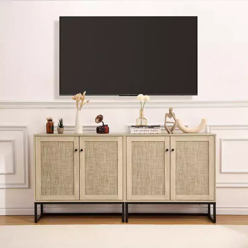 Madia/Credenza Boho con Ante in Rattan e Ripiani Regolabili