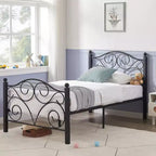 Struttura letto in metallo a volute con testiera e pediera