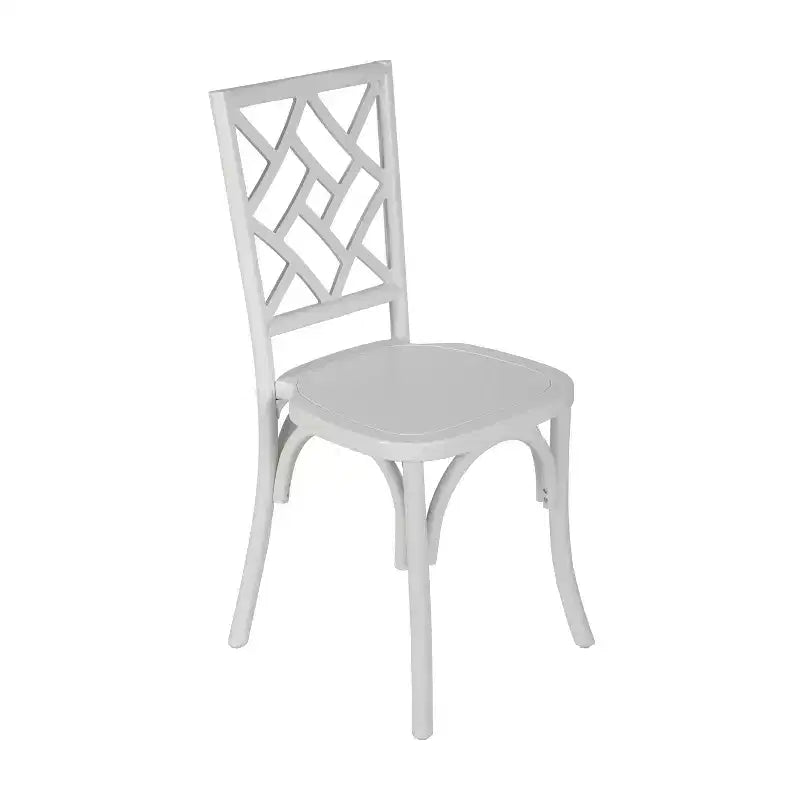 Sedia da pranzo impilabile in legno massello di qualità commerciale con dettagli intricati sullo schienale