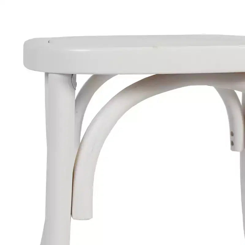 Sedia da pranzo impilabile in legno massello di qualità commerciale con dettagli intricati sullo schienale