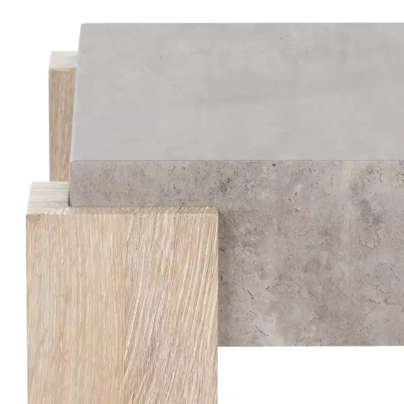 Tavolino Industriale | Impiallacciatura effetto cemento grigio chiaro e gambe in legno naturale