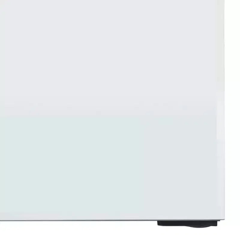 Tavolino d'appoggio quadrato a specchio color argento | Tavolino moderno ed elegante