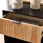 Comodino moderno con 1 cassetto e ripiano aperto | Cassetto in legno intagliato e struttura in metallo